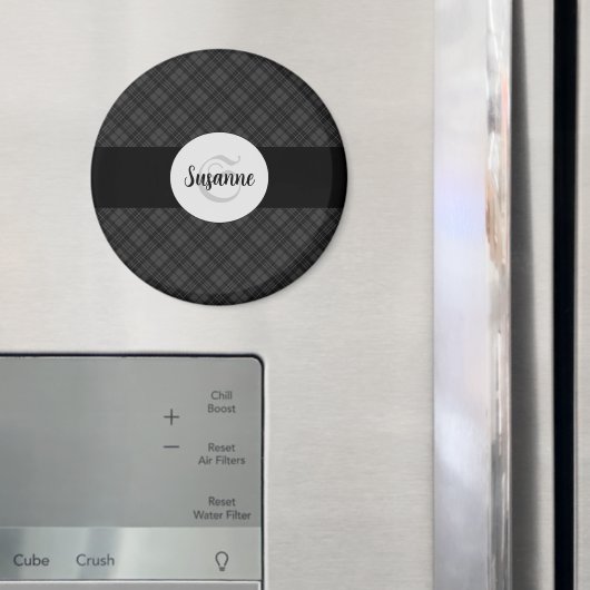 トレンディー白黒タータンチェックパーソナル化モノグラム マグネット (インサイチュ (冷蔵庫))