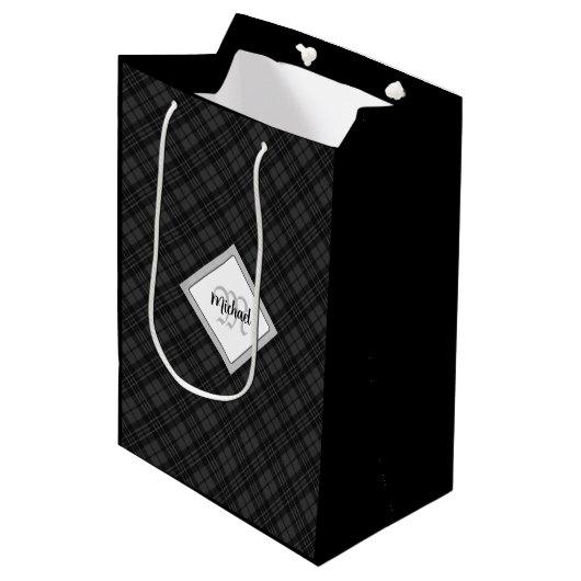 トレンディー白黒タータンチェックパーソナル化モノグラム ミディアムペーパーバッグ (正面アングル)