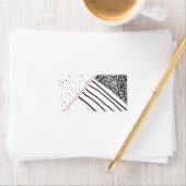 トレンディー白黒ピンクストライプ色ドット模様 ラベル (インサイチュ)