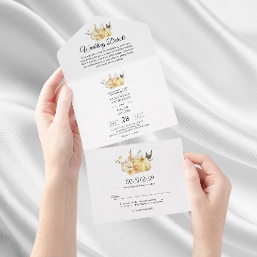 トレンディー秋の水の色かぼちゃと花 オールインワン招待状