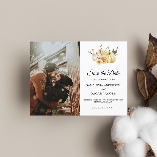 トレンディー秋の水の色かぼちゃと花 案内ポストカード