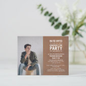 トレンディー素朴ブラウン卒業パーティーの写真 ポストカード (スタンド正面)