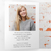 トレンディー誌の表紙の卒業発表 三つ折り案内状 (内部最初)