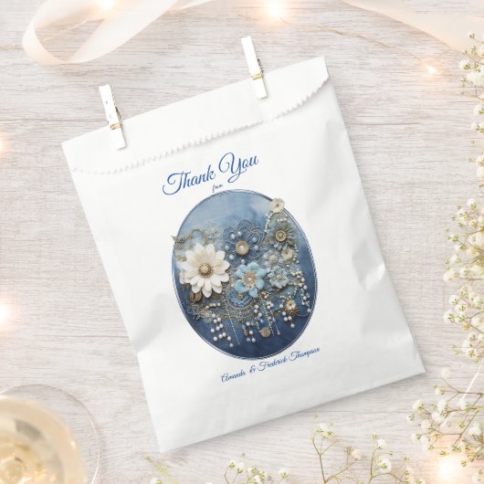 トレンディー3-Dブルーデニムプリントと衣装ジュエリー フェイバーバッグ (クリップ留めされた状態)