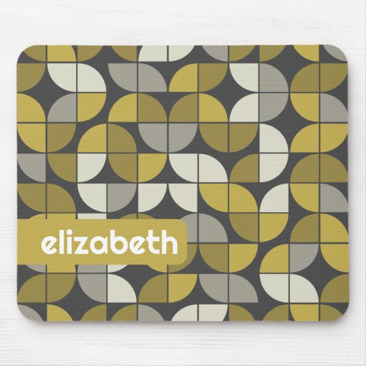 トレンディーMCMハーフムーンパターン(金ゴールド名ブロック付) マウスパッド (正面)