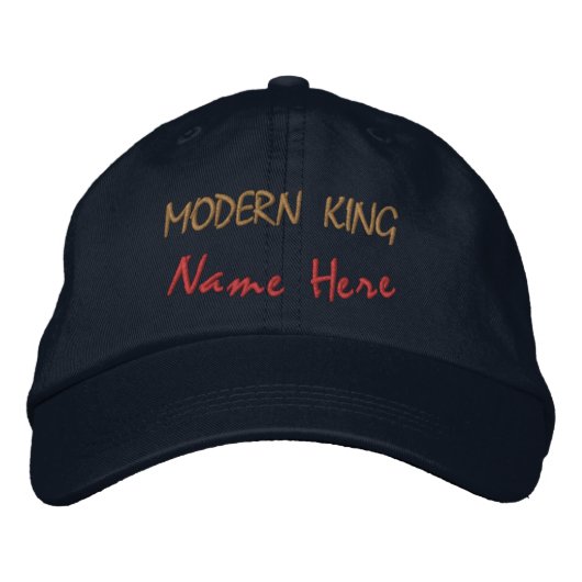トレンドにインスパイアされたモダンKING 名前入りハット 大胆な主張 刺繍入りキャップ (正面)