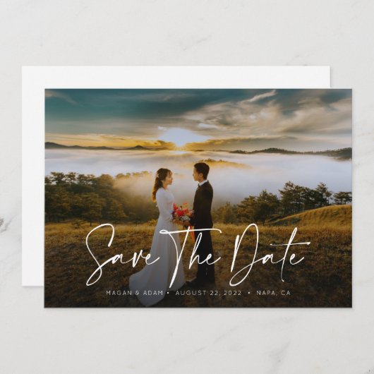 トレンドのスタイリッシュなカリグラフィーと写真のSave the date セーブザデート (正面/裏面)