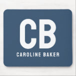 トレンドカラー真面目な青の名前Mousepad マウスパッド<br><div class="desc">トレンドの色を紹介する:深刻な青。カスタマイズ可能な2文字のモノグラムとミニマルなフォントで名前を持つモダンでスタイリッシュなMousepad。カラーシンプルのデザインとクリーンな無地のクラシックは時代を超越した魅力。同じ色でより多くの製品のトレンドカラーを探索したり、あなたの個人的なスタイルに合わせて他のスタイリッシュな色合いを発見する。</div>