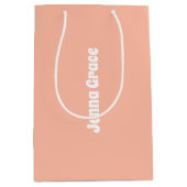 トレンドカラー – ソフトピーチミディアムネーム抱き枕 ミディアムペーパーバッグ (正面)