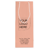 トレンドカラー – ソフトピーチワインロゴ抱き枕 ワインギフトバッグ (裏面)