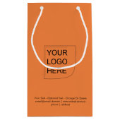 トレンドカラー -フレッシュタンジェリン 小ロゴ ギフトバッグ (裏面)