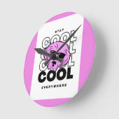 トレンド美しいピンクの犬の壁時計 ラウンド壁時計 (傾斜)