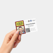 トレーサ人物QRコード写真ID赤バッジ バッジ (手持ち)