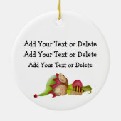 トレーシーズ疲れたサンタ セラミックオーナメント (裏面)