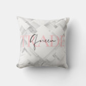 トレードクイーン クッション (正面)