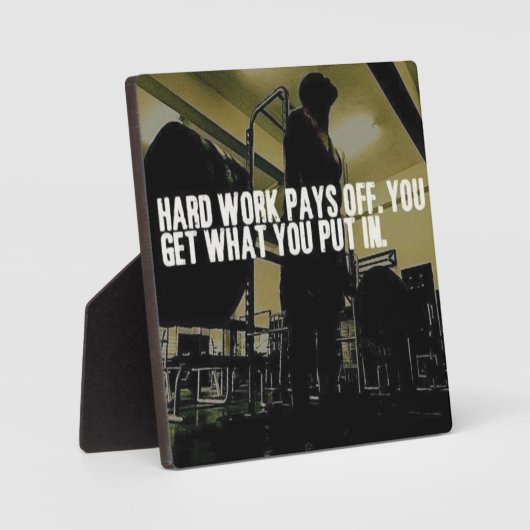 トレーニングの動機 – 懸命の仕事が報われる フォトプラーク (正面)