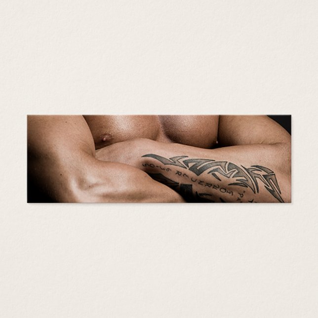 トレーニングフィットネスジムトン筋肉男性チェストペック (正面)