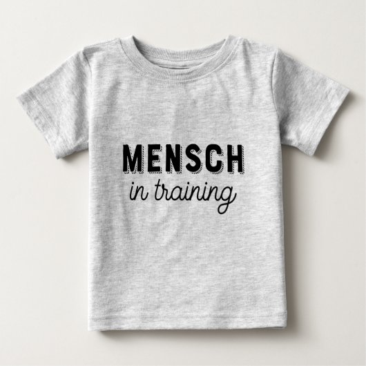 トレーニング中の Mensch T シャツ (正面)