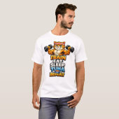 トレーニング 食べる 寝る マグロ 繰り返し 面白い ジム 猫 Tシャツ (正面フル)