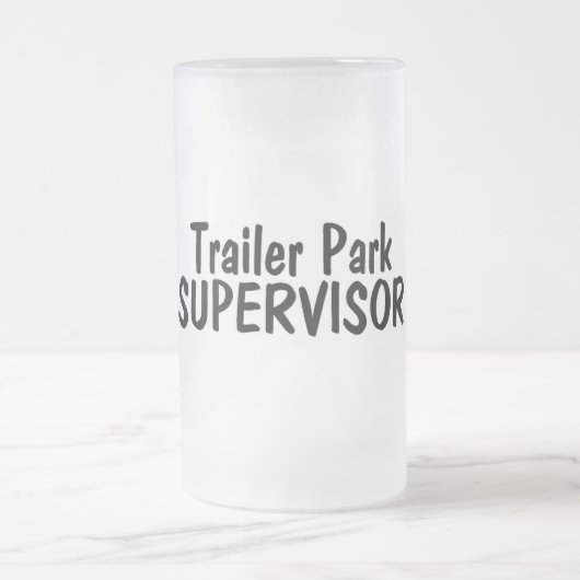 トレーラパークのスーパーバイザー フロストグラスビールジョッキ (中央)