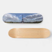 トロカデロからエッフェルタワーのパノラマの景色 スケートボード (横)