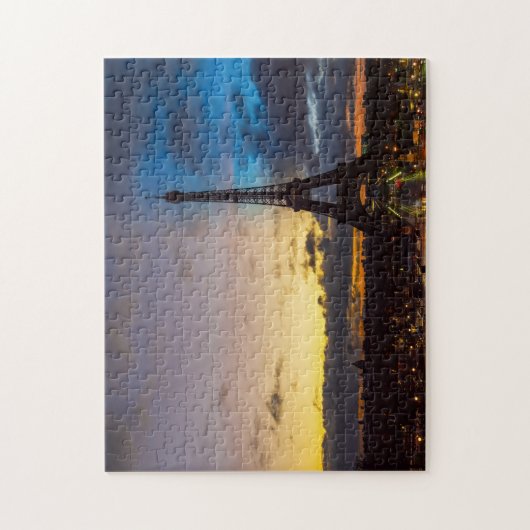 トロカデロからエッフェル塔の上の夜から日 ジグソーパズル (縦)