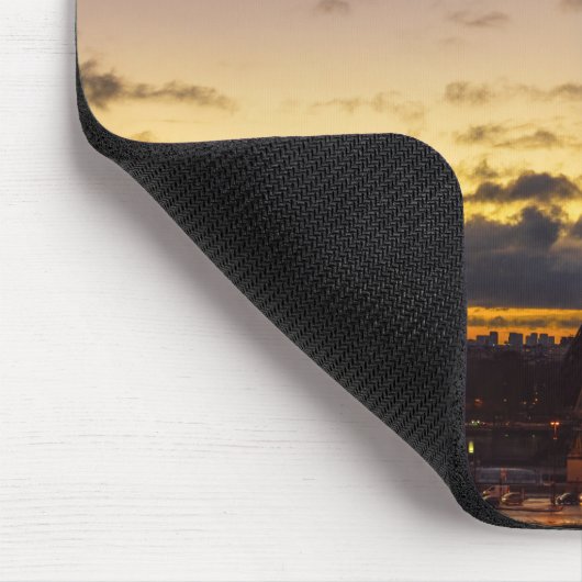 トロカデロからエッフェル塔の上の夜から日 マウスパッド (コーナー)