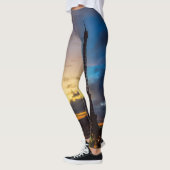 トロカデロからエッフェル塔の上の夜から日 レギンス (左)