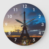 トロカデロのエッフェル塔を越えて夜と昼 ラージ壁時計 (正面)