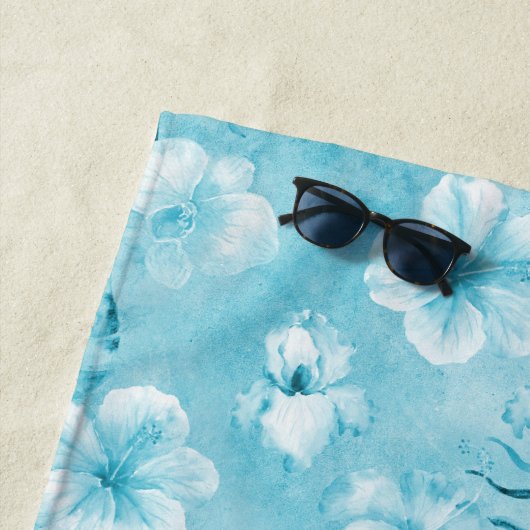 トロピカルアクアホワイトオーランズハイビスカスフローラ ビーチタオル (インサイチュ)