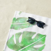 トロピカルウォーターカラーのリーフビーチタオル | ライトグリーン ビーチタオル (インサイチュ)