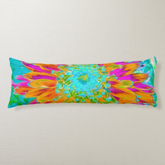 トロピカルオレンジとホットピンクの装飾ダリア ボディピロー (正面)
