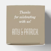 トロピカルグリーンと葉金ゴールドオンセージハート フェイバーボックス (上部)