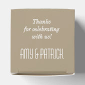 トロピカルグリーンと葉金ゴールドオンセージ広場 フェイバーボックス (上部)