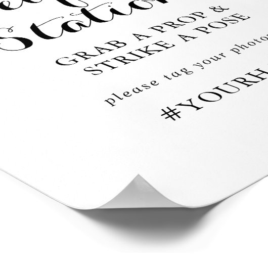 トロピカルグリーンのホワイトフラワーのセルフィーステーションサイン ポスター (角)