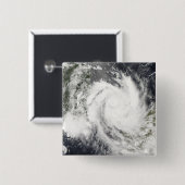 トロピカルサイクロンジョクウェ 缶バッジ (正面&裏面)