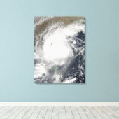 トロピカルサイクロンレイラ キャンバスプリント (インサイチュ (ウッドフロア))