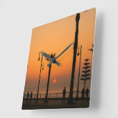 トロピカルサンセットウォールリラックスクロック- Vibes スクエア壁時計 (傾斜)