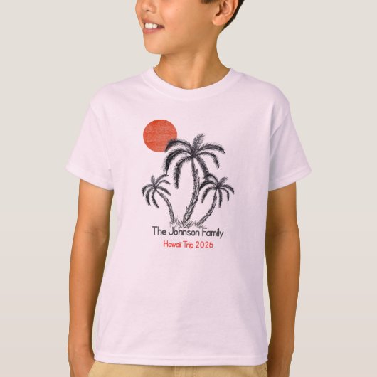 トロピカルサンセットビーチヤシの木家族旅行 Tシャツ (正面)
