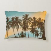 トロピカルトワイライト：ココナッツパームシルエット アクセントクッション (裏面)