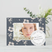 トロピカルパターンネイビーブルールアウ(ハワイ式宴会)写真卒業 招待状 (スタンド正面)