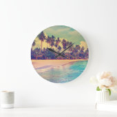 トロピカルパラダイス：海、ホテル、ビーチ。 ラージ壁時計 (ホーム)