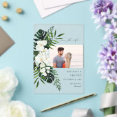 トロピカルパーム&ホワイトフローラ日付写真を保存 アクリル招待状 (インサイチュ (ウェディング))