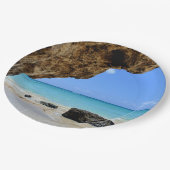 トロピカルビーチ海岸と大きな岩 ペーパープレート (アングル)