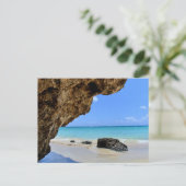 トロピカルビーチ海岸と大きな岩 ポストカード (スタンド正面)