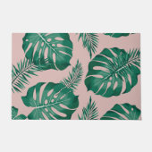 トロピカルピンクとグリーンパーム葉のシームレスパターン ドアマット (正面)