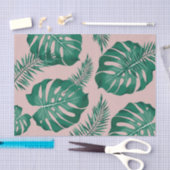 トロピカルピンクとグリーンパーム葉のシームレスパターン 薄葉紙 (クラフト)