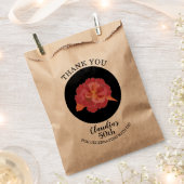 トロピカルピンクの花柄ブラックサンクス フェイバーバッグ (クリップ留めされた状態)