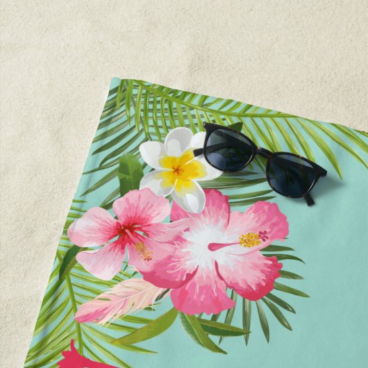 トロピカルフラミンゴアクアガールズウィークエンド名前をカスタムする ビーチタオル (インサイチュ)