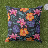トロピカルフラワーアウトドア枕 アウトドアクッション (芝生)